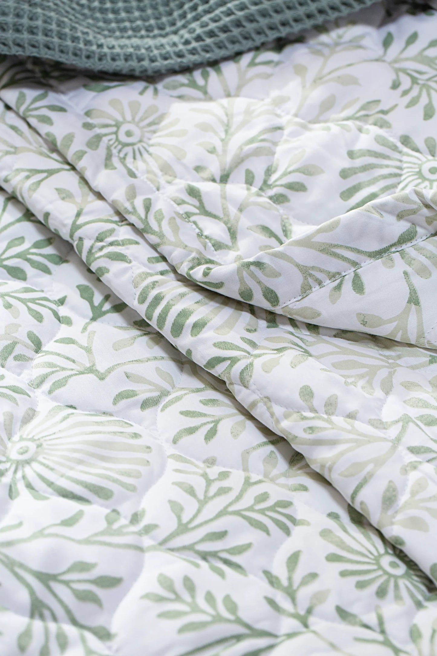 Botanical Ornament Quilt Set